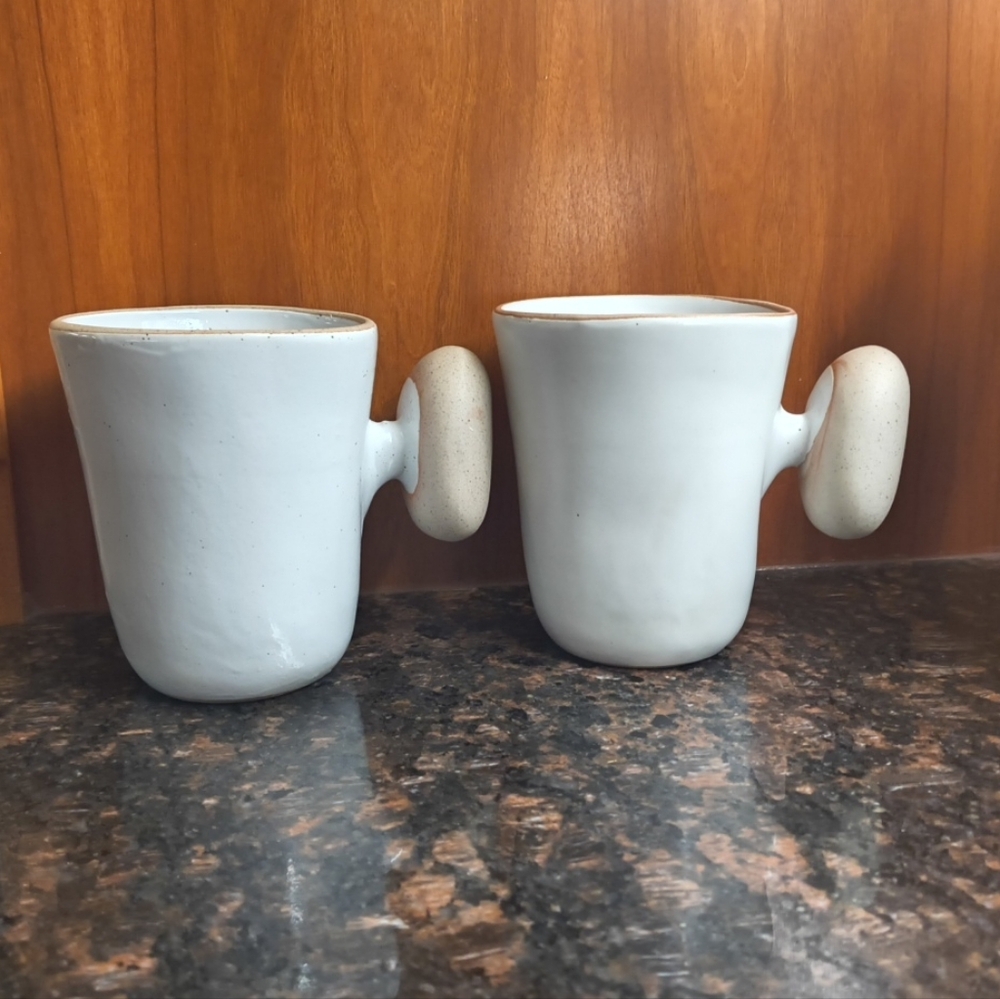 2 Vance Kitira Homestead Pottery Coffee Mugs Organic Knob Handle Thailand